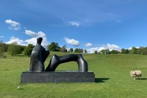 [Henry Moore][0], _Reclining Figure: Arch Leg_. Yorkshire Sculpture Park, United Kingdom. Photo: Georges Armaos. 


[0]: https://ocula.com/artists/henry-moore/